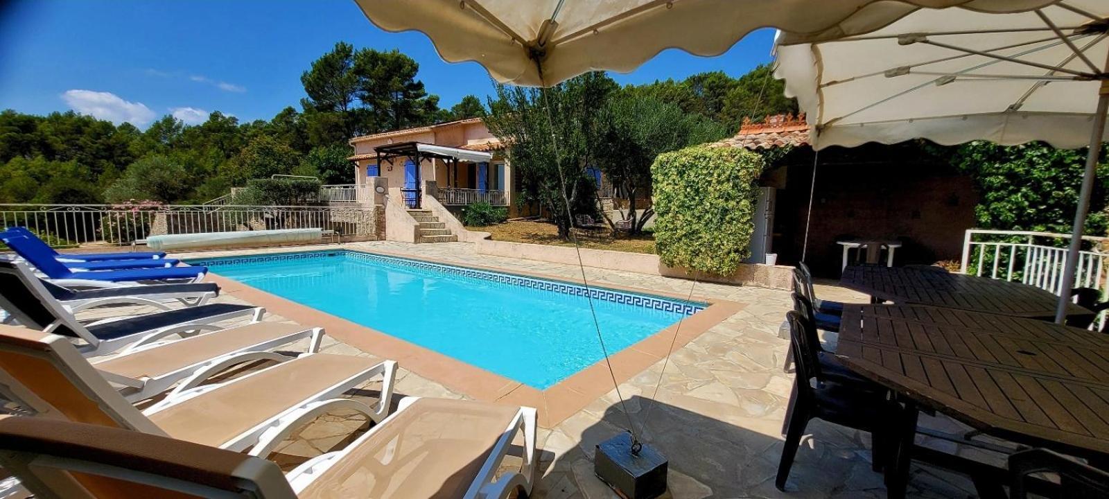 Au Petit Bonheur Villa Carnoules  Ngoại thất bức ảnh